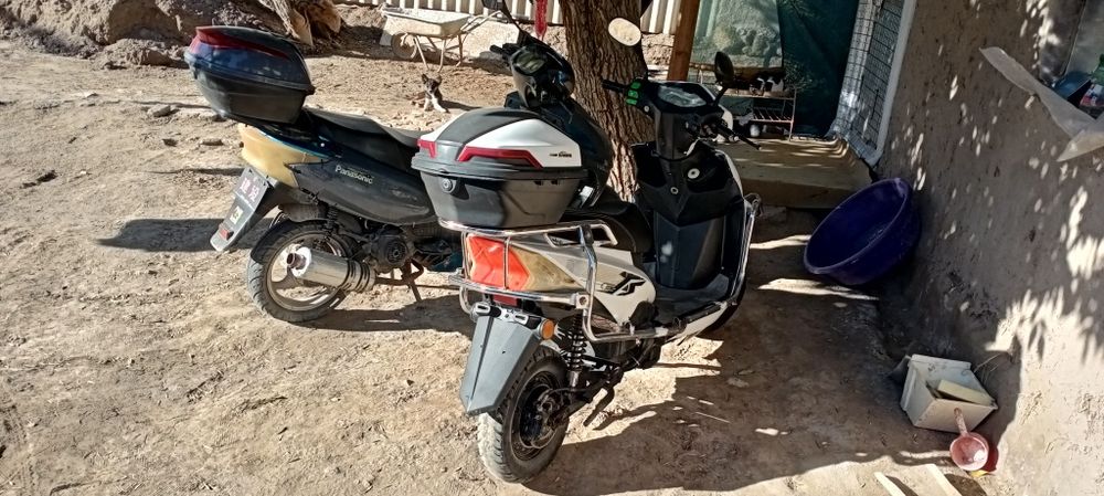 2 Скутер сатилады