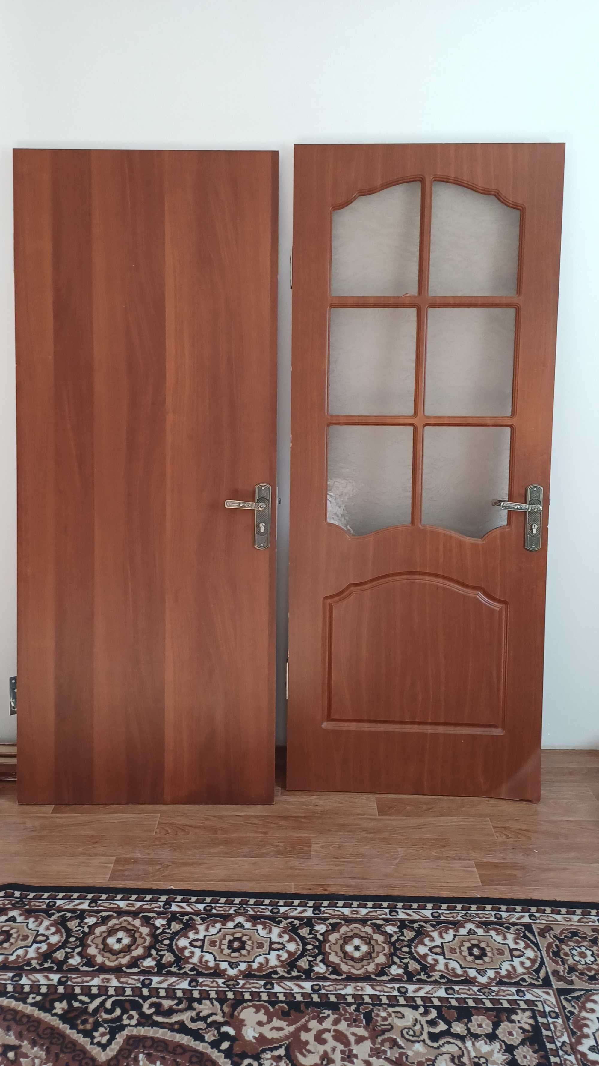 Двери продам бу/у с наличниками