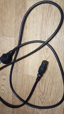 Кабели VGA, RCA (колокольчики) HDMI для монитора