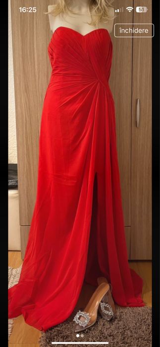 Rochia ocazie rosie noua.