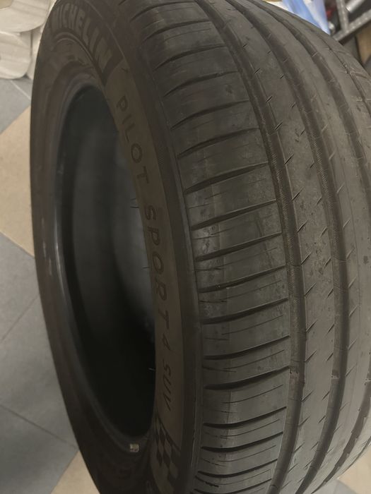 Гуми Michelin Pilot Sport 4 SUV 275/50 ZR 20