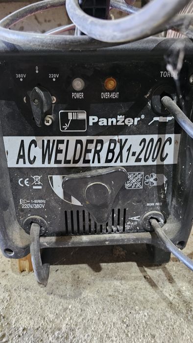 Aparat de sudura 220/ 380 v
