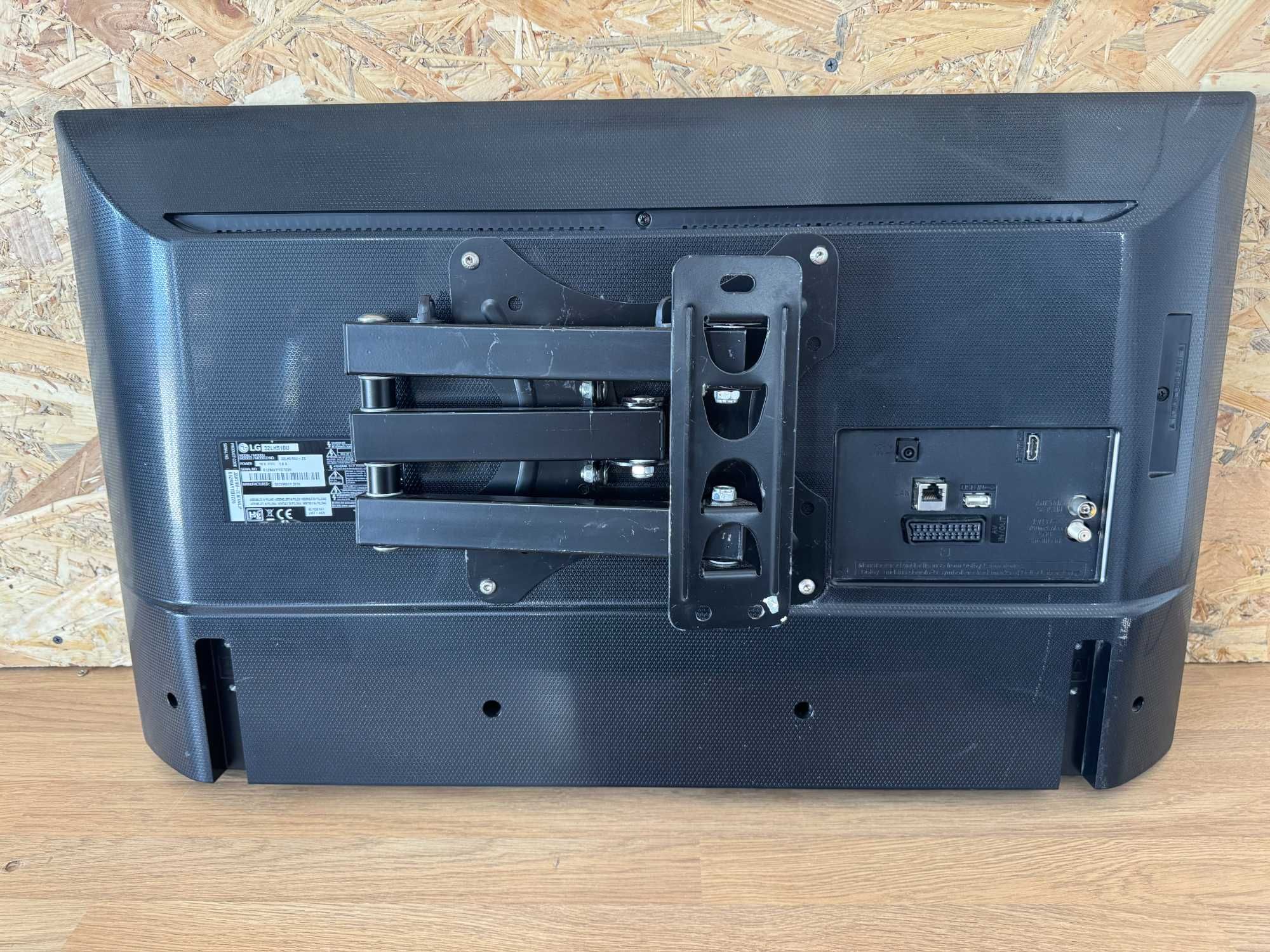 Телевизор -LG 32 inch / А18