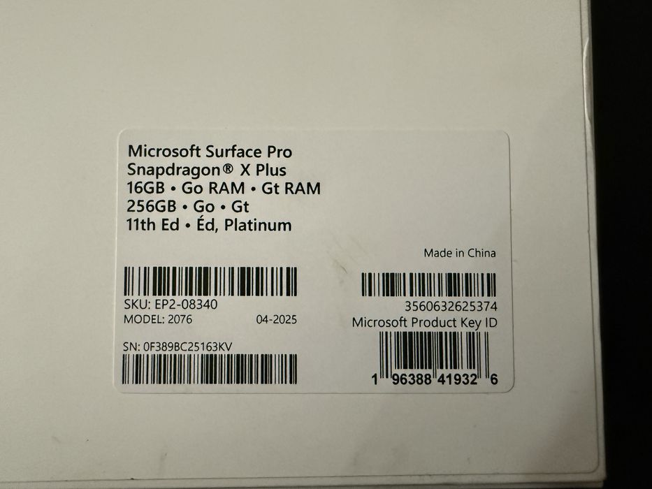 Laptop Microsoft Surface Pro 11 ,Snapdragon X, 16Gb , sigilat !