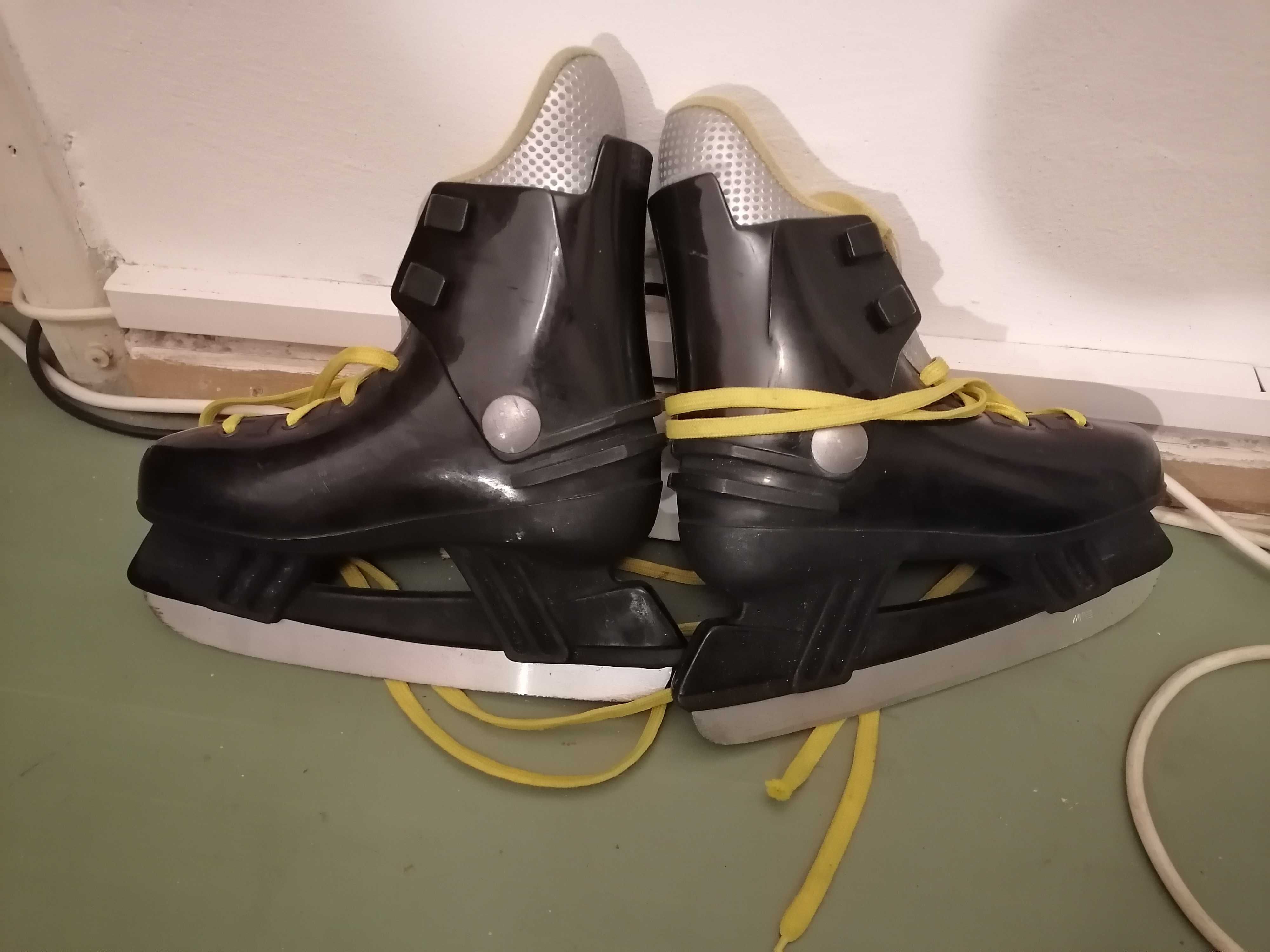 Patine copii marca Roces marimea 36