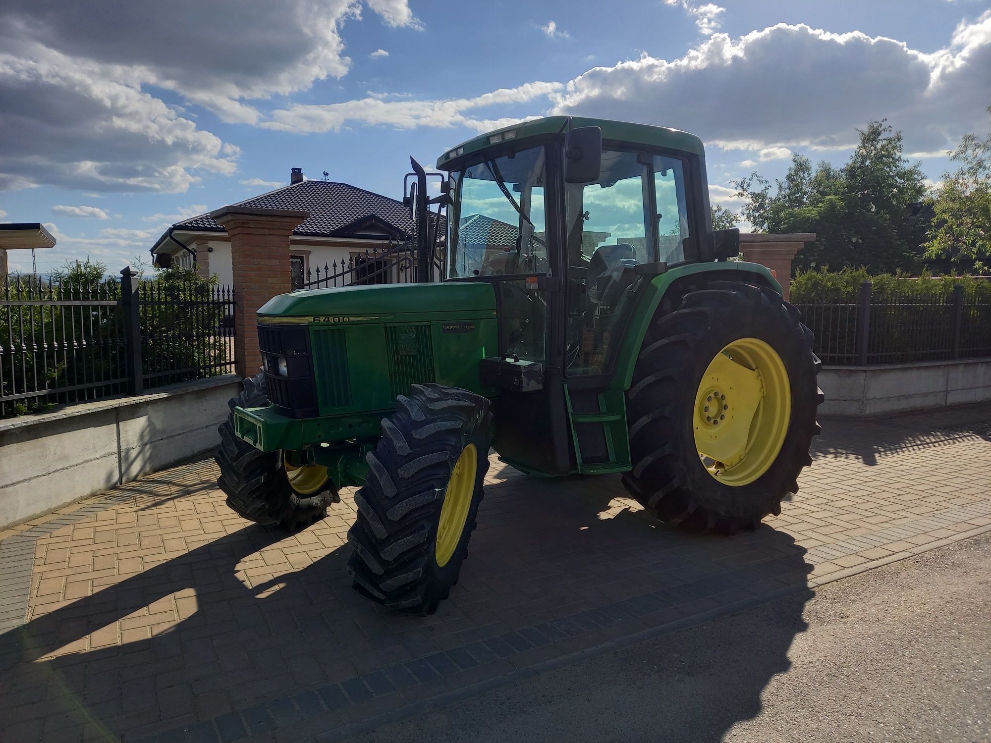 John deere  6400