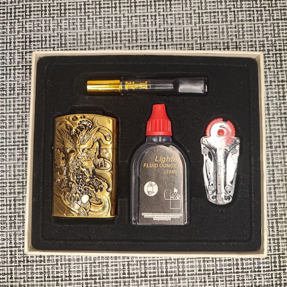 Бензин и кремни для зажигалок Zippo imco Zorro Kantai