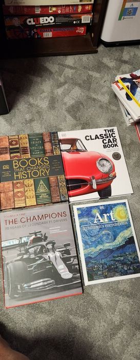 Carti ilustrate in limba engleza