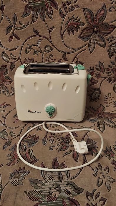 Тостер в рабочем состоянии