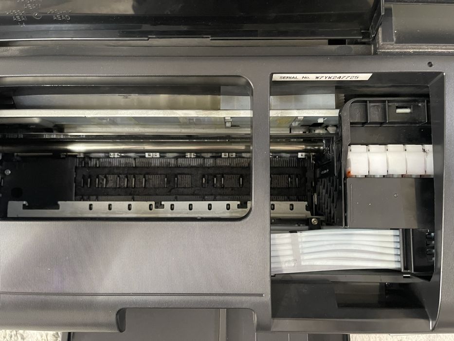 Продам цветной принтер Epson L805