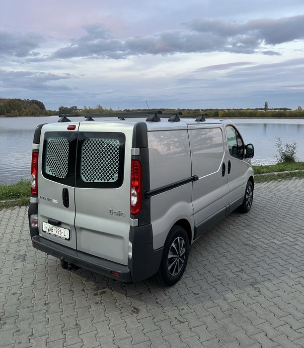 Renault Trafic, Cutie Automata