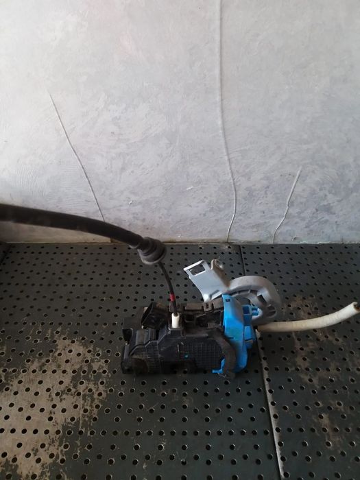 Broasca usa dreapta spate kia ceed 2 jd 81420a2100