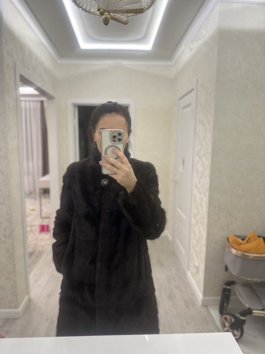 продам норковую шубу