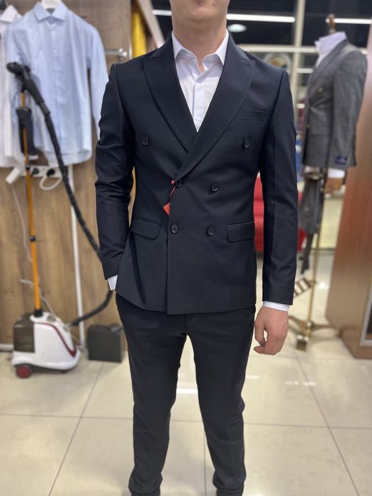 Костюм тройка