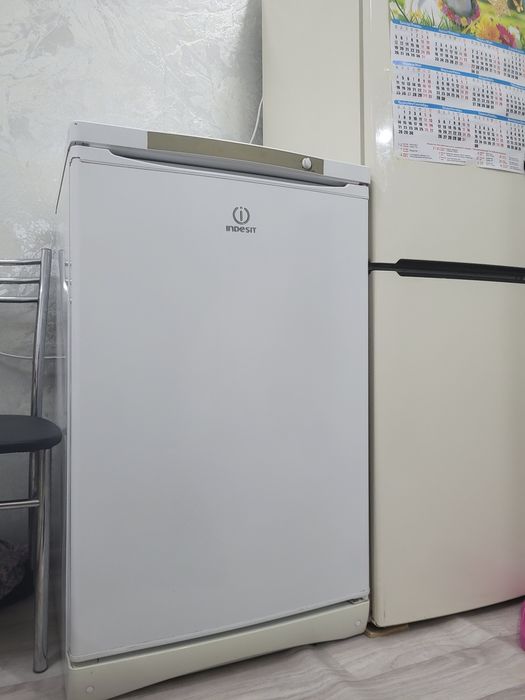 Морозильник indesit