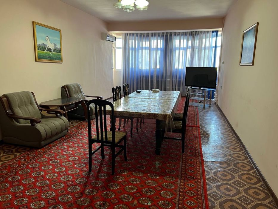 Srochnooo arendaga beriladi arentir jahon market