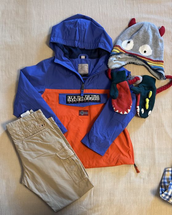 Haine  ( geaca, pantaloni ) baieti 128 cm, 8 ani Napapijri si Okaidi