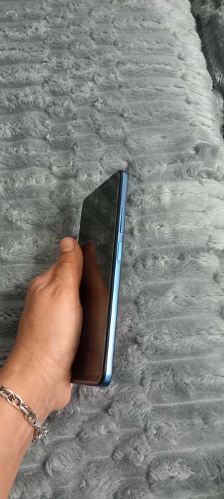 Телефон Redmi Note 11