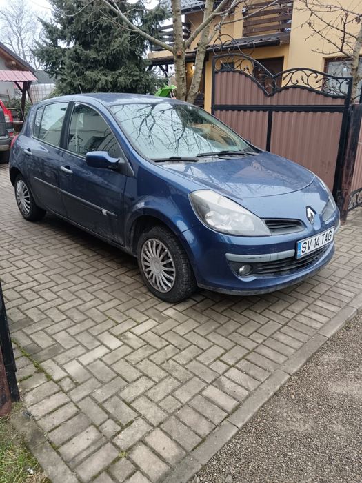Vând Renault Clio 1.6 benzina