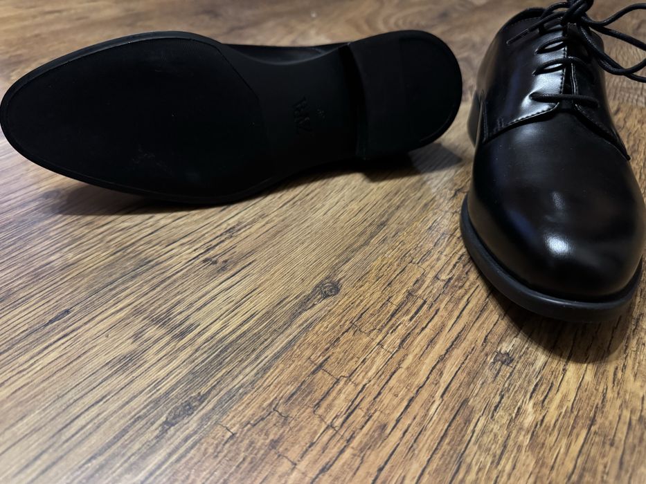 Чисто нови, мъжки обувки и челси боти ЗАРА в размер 39