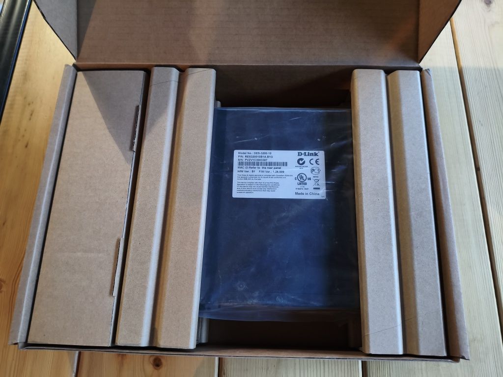 Коммутатор D-Link DES-3200-10