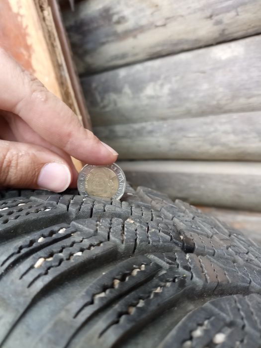 Две Firestone Запазени Зимни Гуми 195/65/15