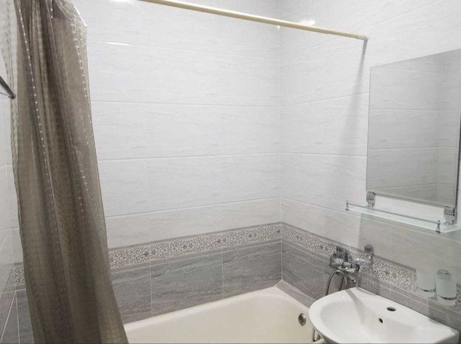 Сдаётся кв ТЦ Мега Планета 2-ком/4/4 на Юнусабад-11 кв 011