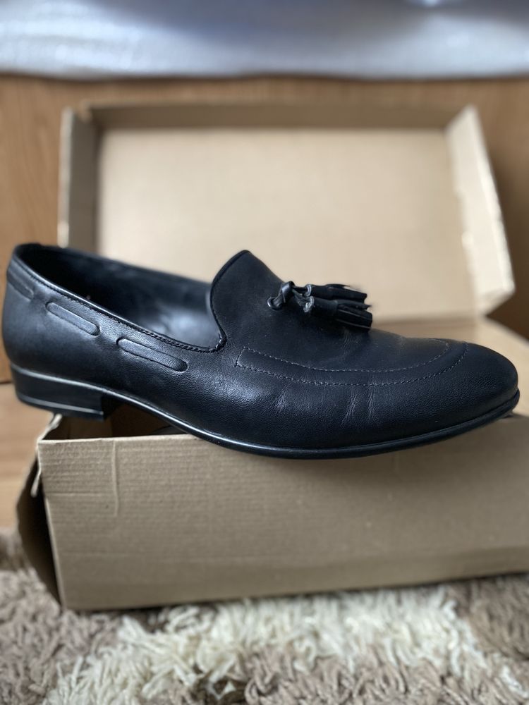 Pantofi negri barbati