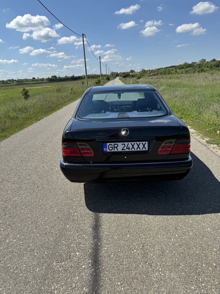 Vand Mercedes Benz E 250 W210