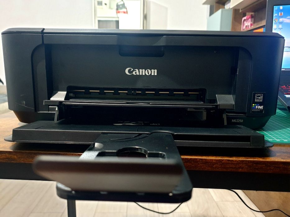 Imprimantă Canon PIXMA MG2250