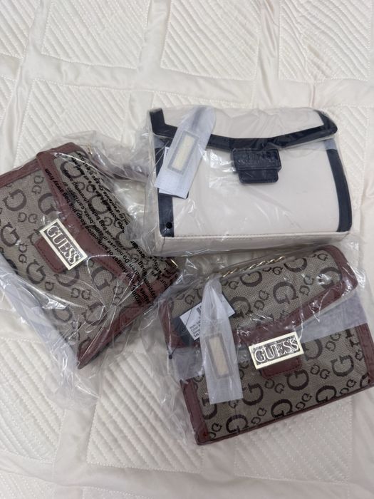 Сумочки от Guess