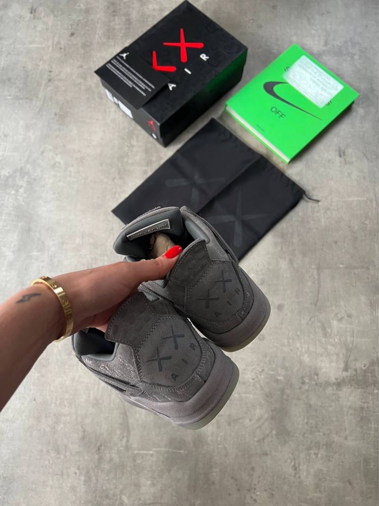 Air Jordan 4 Retro x KAWS “Cool Grey”