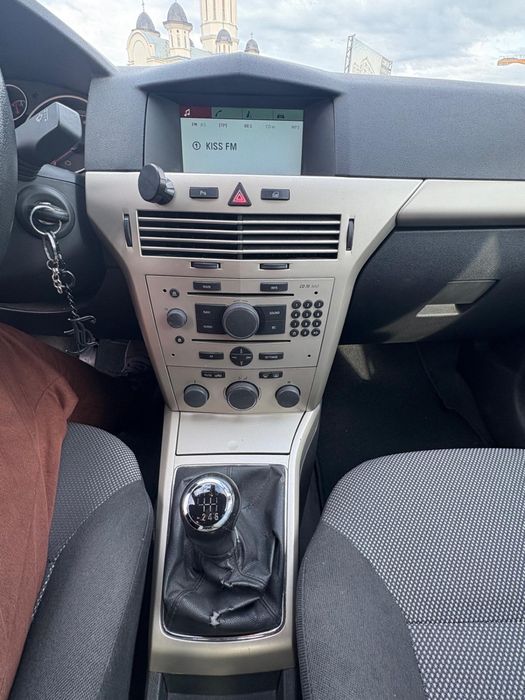 Vand sau schimb Opel Astra H 1.7 CDTI unic proprietar