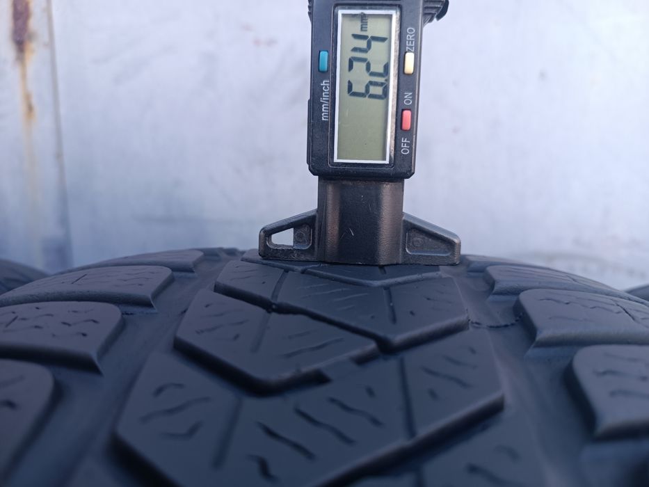 225/50/17 Pirelli