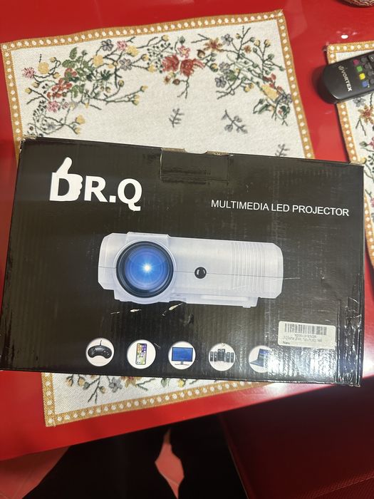 DR.Q video proiector