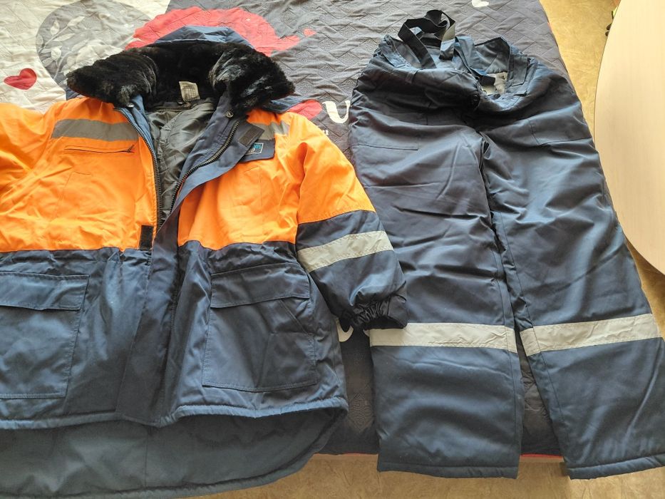 Роба зимняя,новая,теплая.