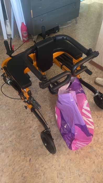 Ходунки прогулочные YINGDAI