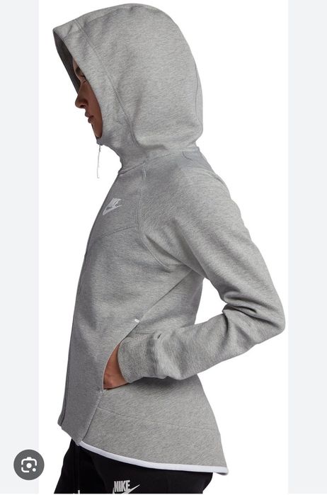 Страхотно дамско спортно горнище NIKE размер XS