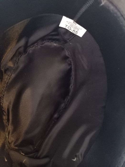 Pălării clasice și băști bărbătești