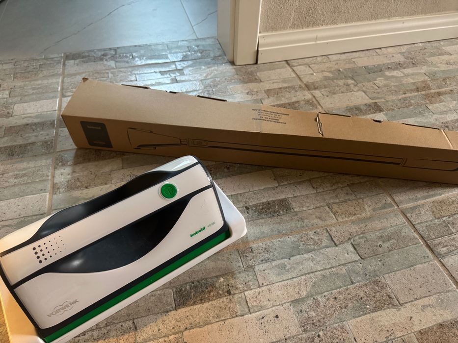 Aparat spalat si aspirat geamuri Kobolt Vorwerk, plus brat telescopic