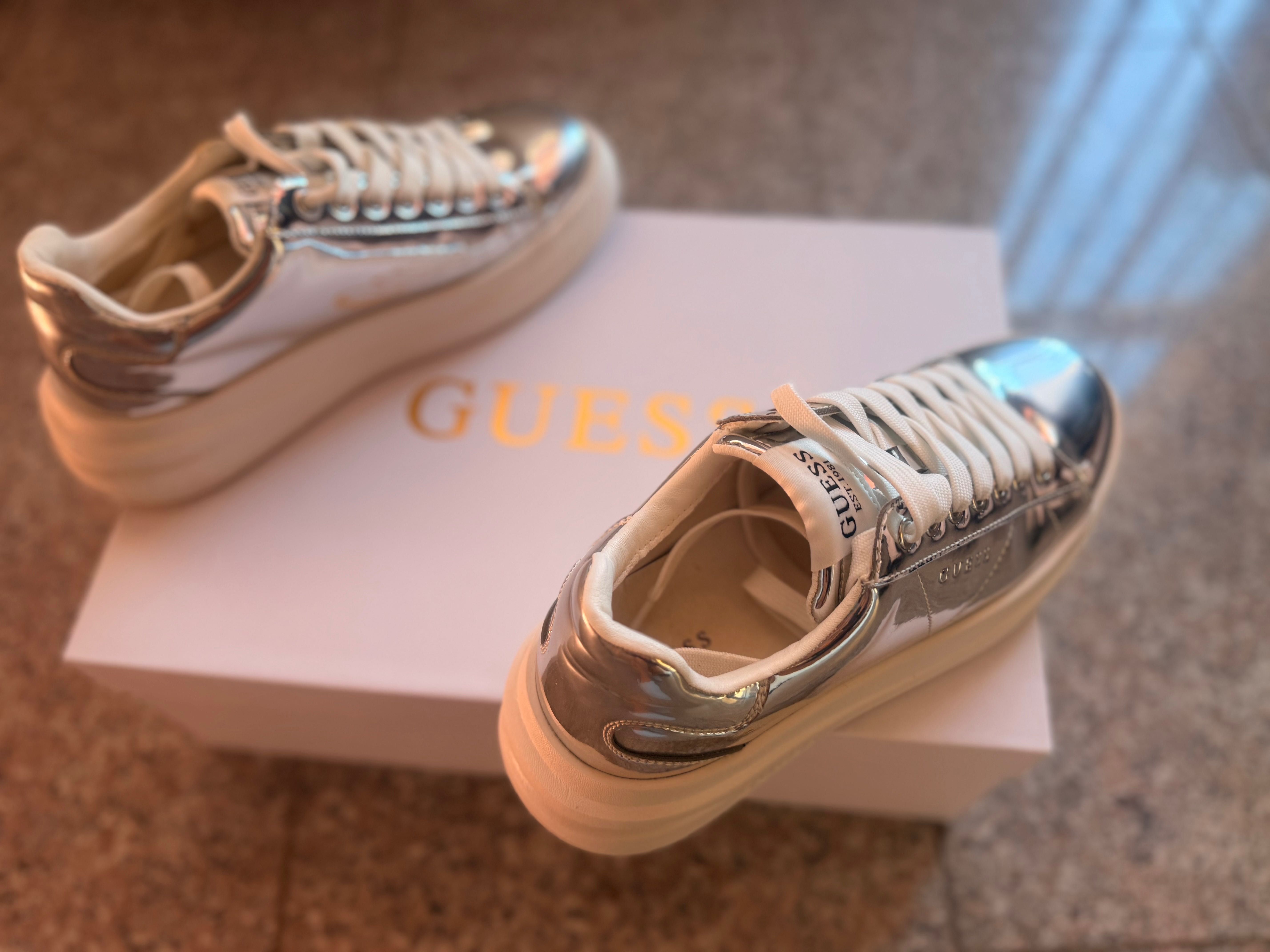 Дамски маратонки Guess