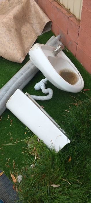 Продам раковину тюльпан