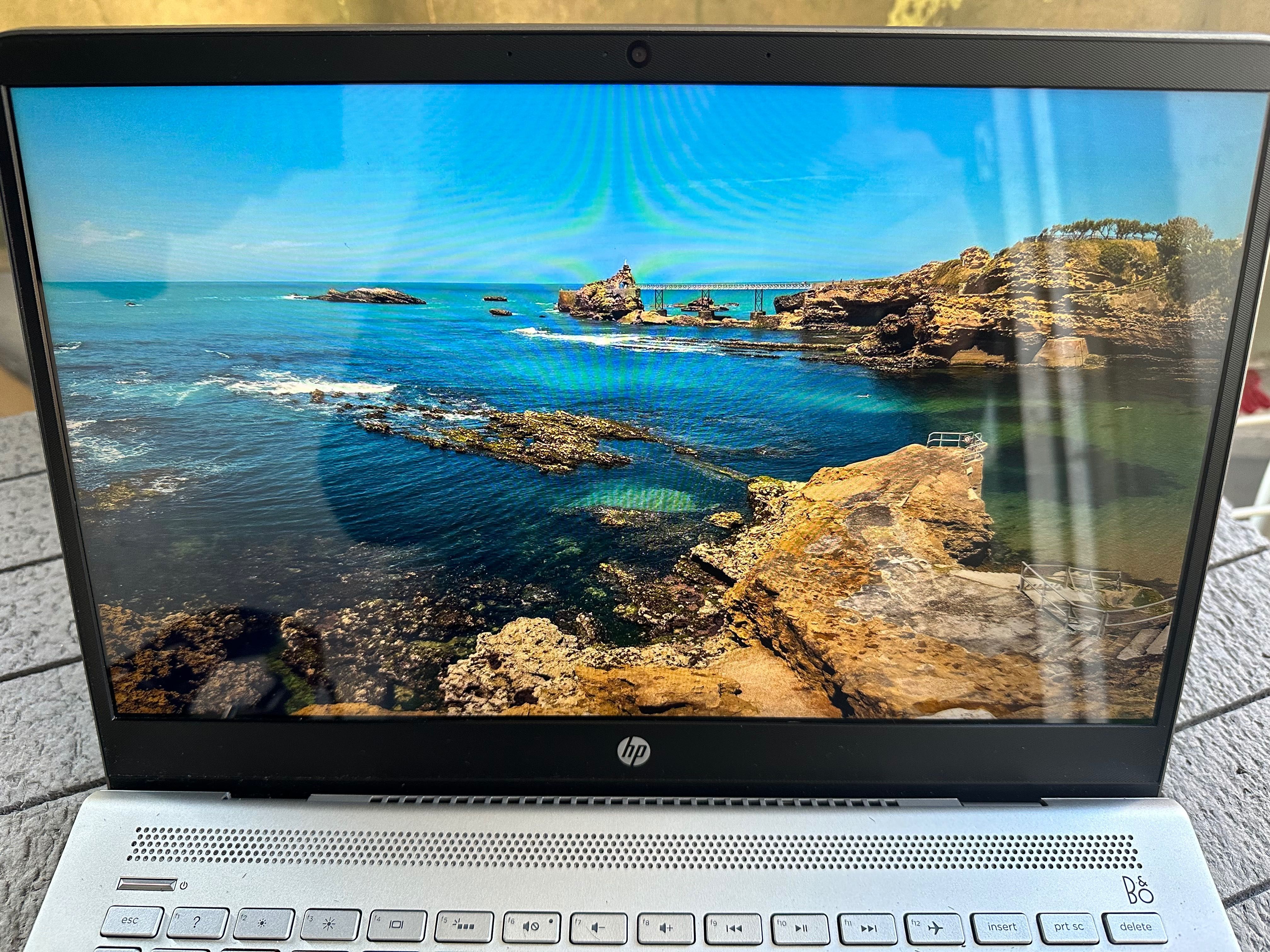 Laptop HP Pavilion 14” i3-7100u Gen 7 Full HD IPS