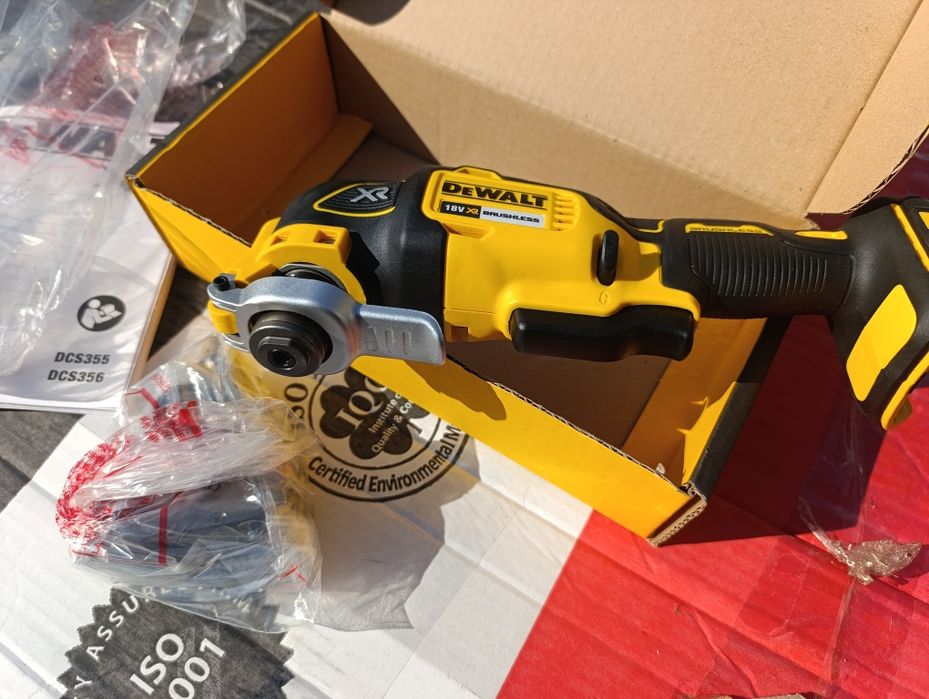 Акумулаторен мултифункционален инструмент Девалт / DeWALT