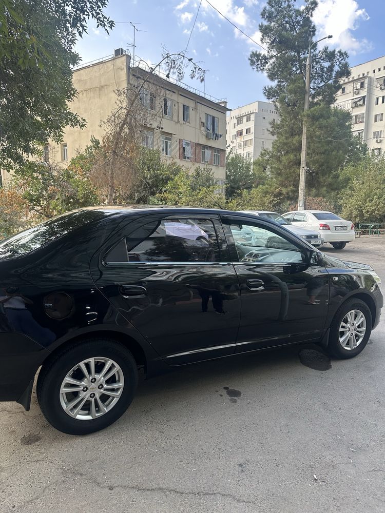 Продам Cobalt, 4-poz, Qora GBO, 2021, A/T.
