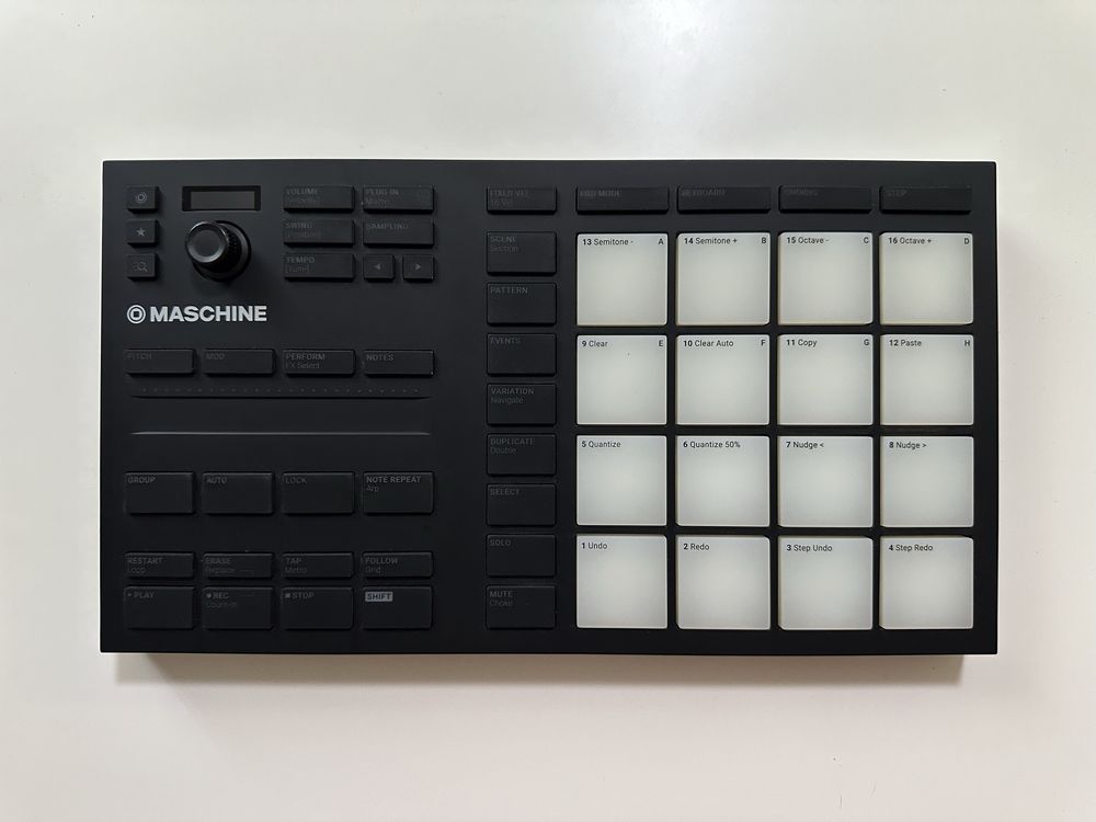 Контроллер Native Instruments Maschine Mikro MK3