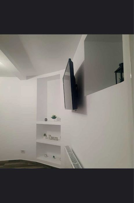 Ofer apartament cu 1 cameră spre închiriere