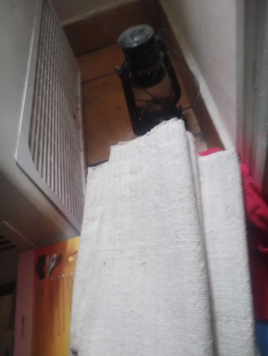 Vând țesuturi retro