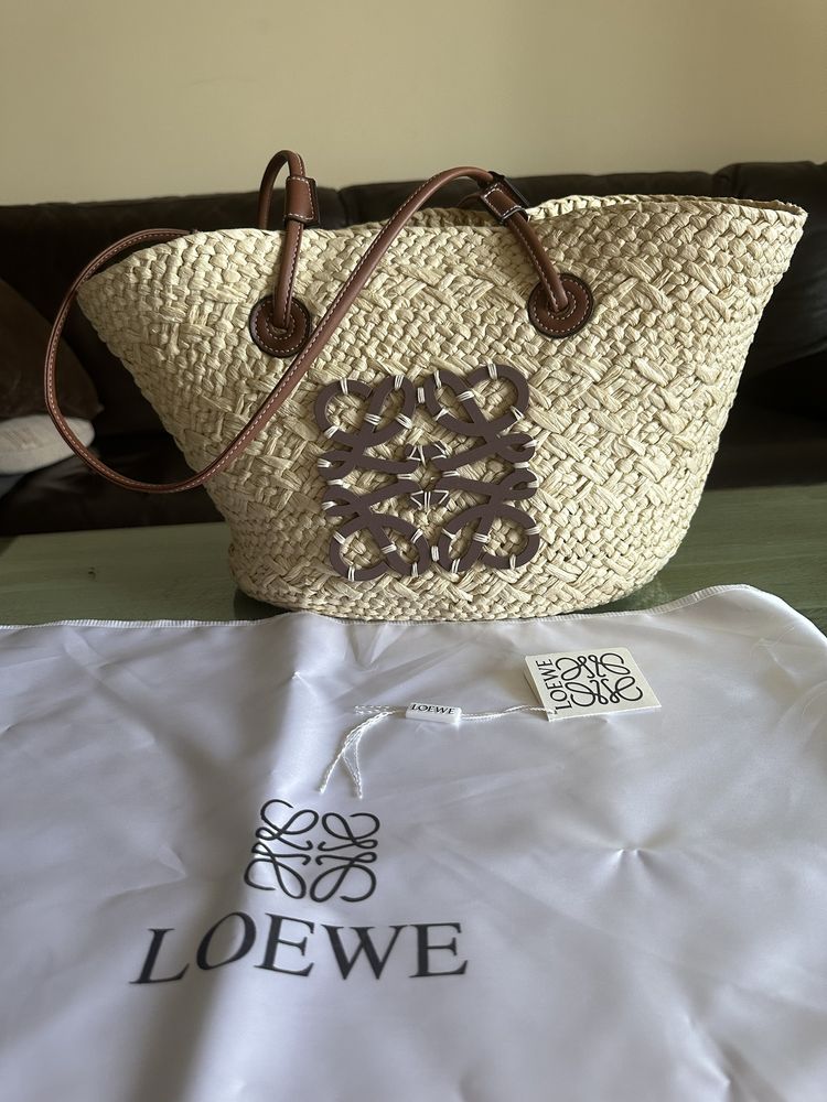 Loewe плажна чанта