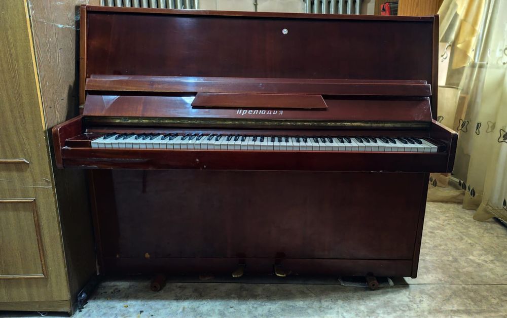 Продам пианино б/у в хорошем состояний